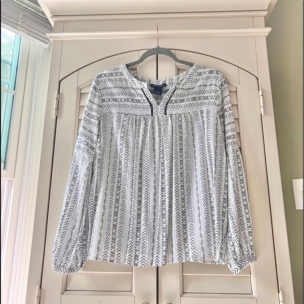 Chelsea & Theodore Medium Rayon Tribal Boho Print Cottagecore Blouse